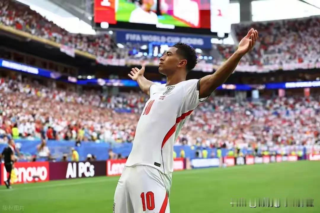 截止目前，进入半决赛的四强都产生了。南美的阿根廷，欧洲大西洋上的英格兰，欧洲大陆