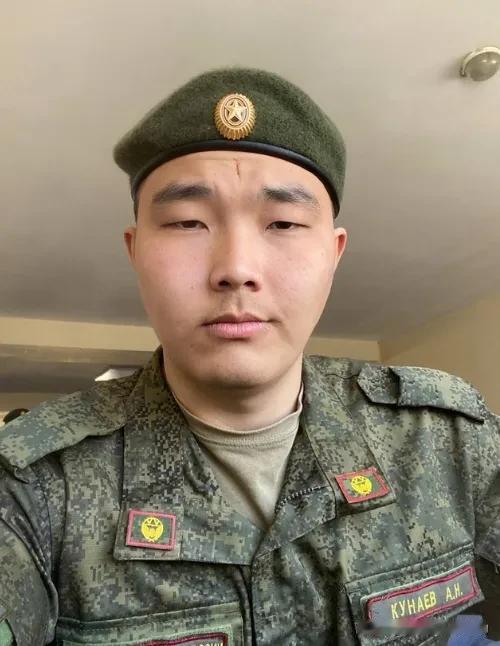 年轻、善良且富有同情心的亚历山大.库纳耶夫来自俄罗斯萨拉托夫的诺沃图尔卡村，为了
