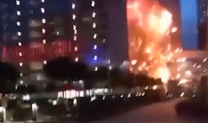 俄媒：无人机砸中大楼剧烈爆炸 首都领空暂时禁飞
这已经不是近来莫斯科第一次遭受无