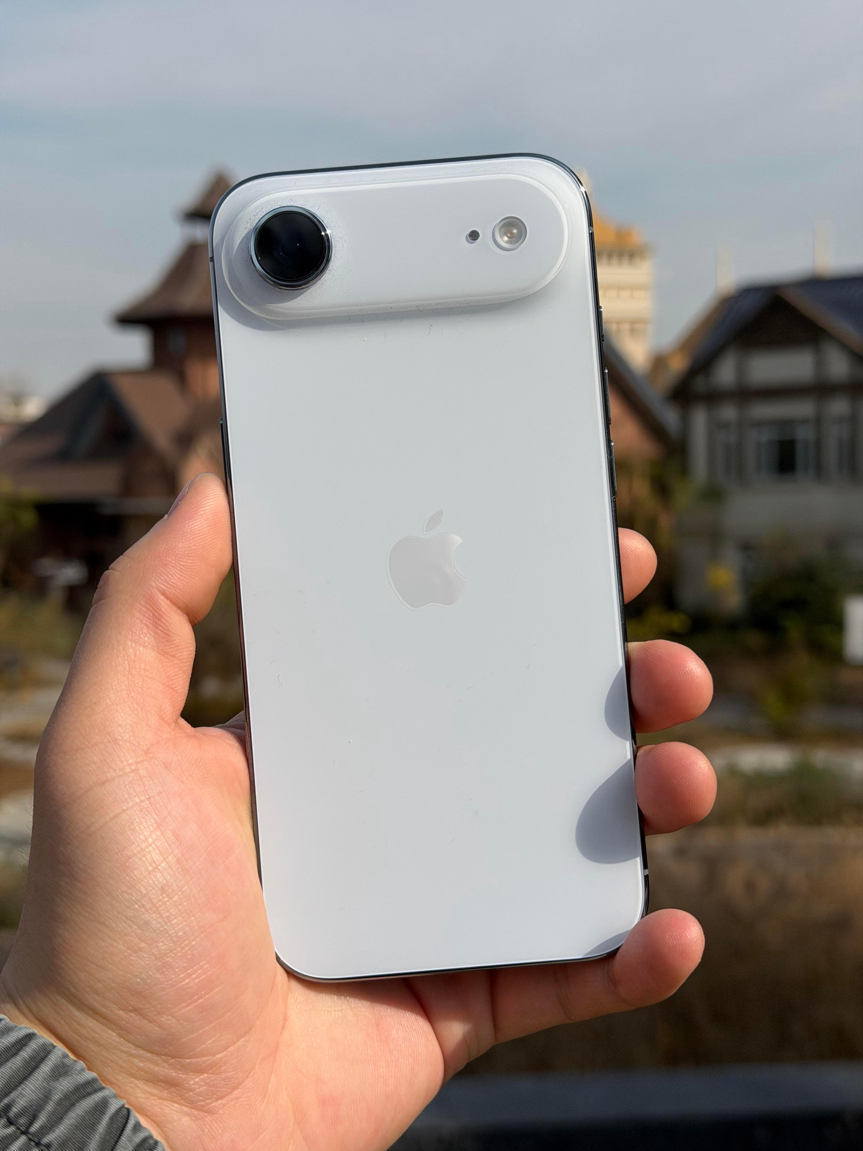 iPhone Air国内目前激活量不到20万大概了解了一下苹果历代在国内开售的机