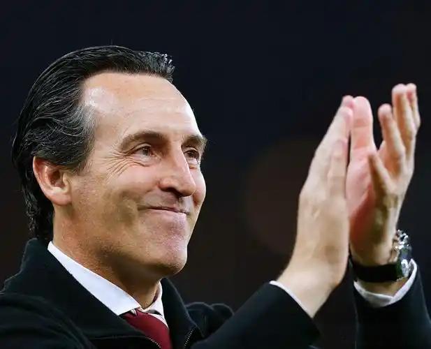 【欧联之王难得信任，豪门不请埃梅里】他在豪门球队执教过，分明有明显“败笔”。巴黎