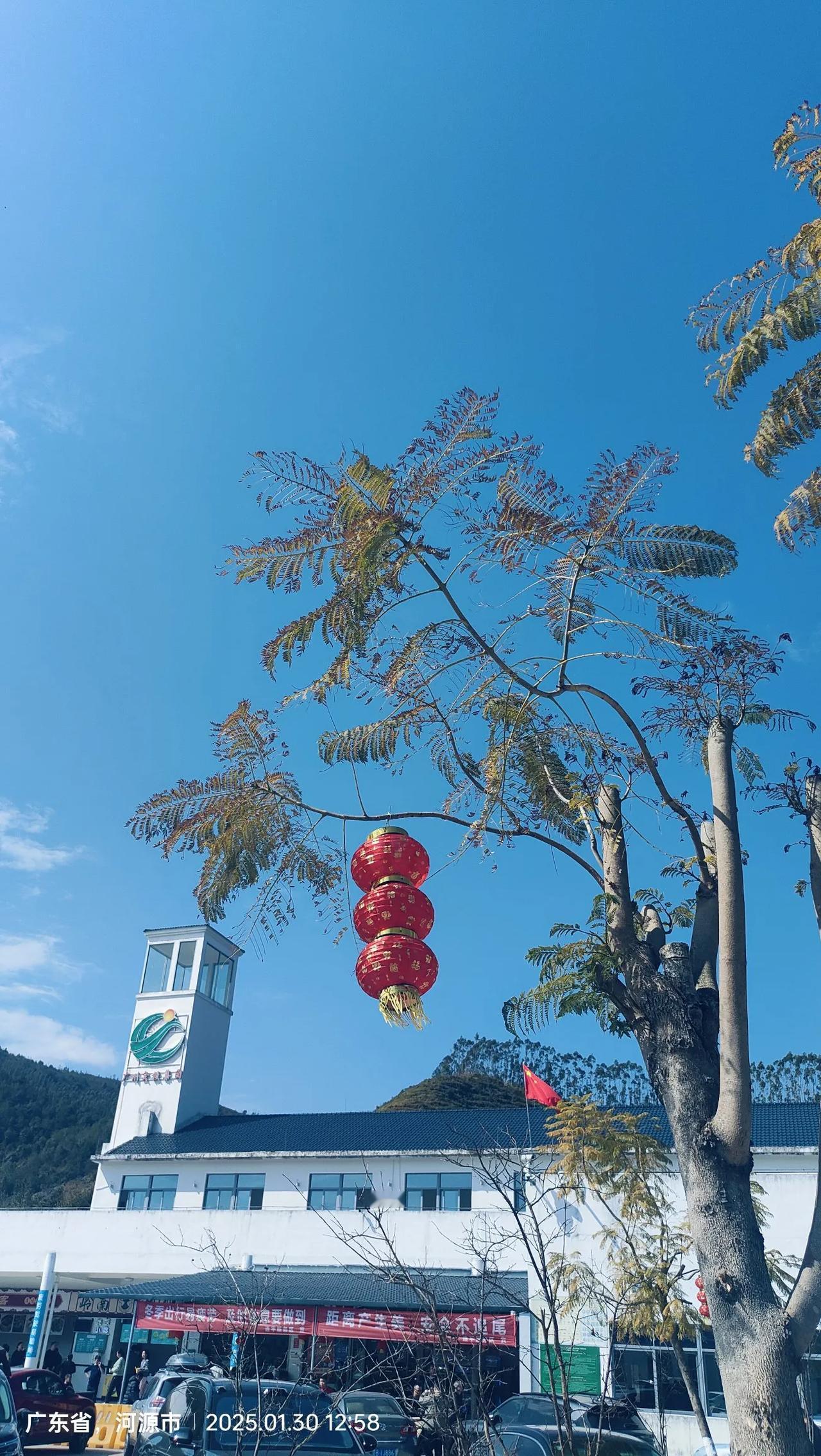 浙江为啥全省普及中小学春秋假？还是因为浙江老百姓手里有钱。
其实我们都很清楚，国