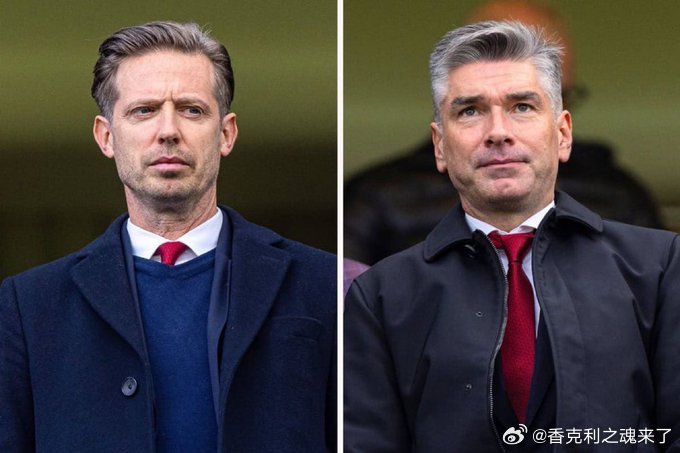 每日邮报记者斯蒂勒表示：利物浦这个夏天，无论场上场下，都可能充满变化。利物浦