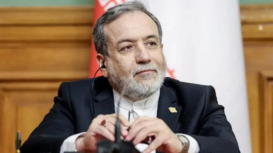 伊朗外长阿巴斯·阿拉格奇表示，伊朗不会接受特朗普提出的停火方案，而是要求结束整个