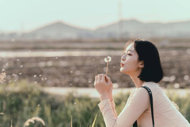 有个北方男子娶了个四川妹子，他老婆成天骂骂咧咧，说的都是四川话，他压根听不懂啥意