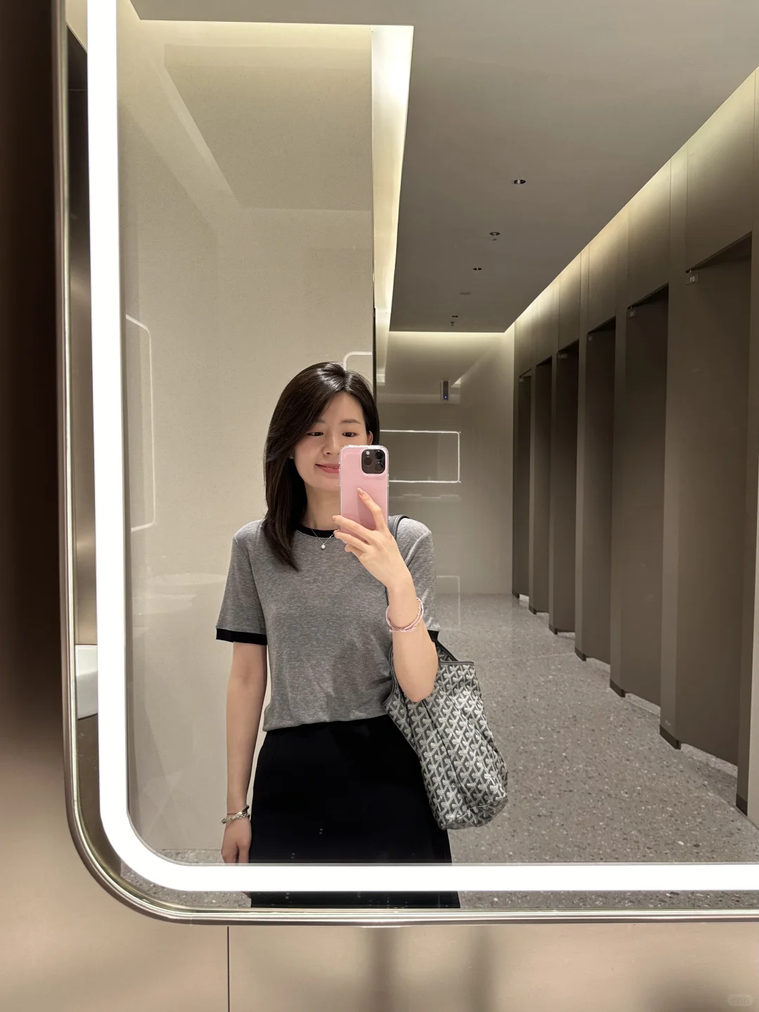 好舒服的短袖！