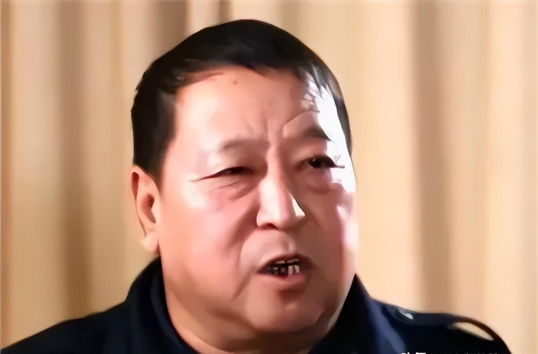 “不管是哪一位领导来查，我也得把实话说出来！”20岁的年轻人被误判枪毙，派出所所