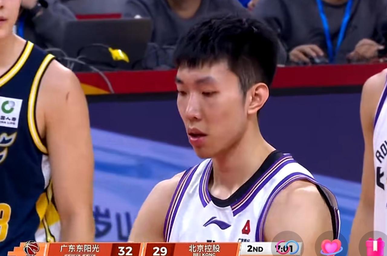 CBA广东主场98：99负于了北控，广东再一次被绝杀，廖三宁最后三个回合连续单打