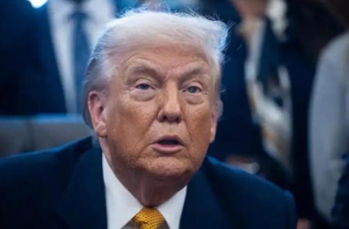 美国民主党若是赢了中期选举，那么特朗普的“末日”就要来临了！很多人只看到了特朗普