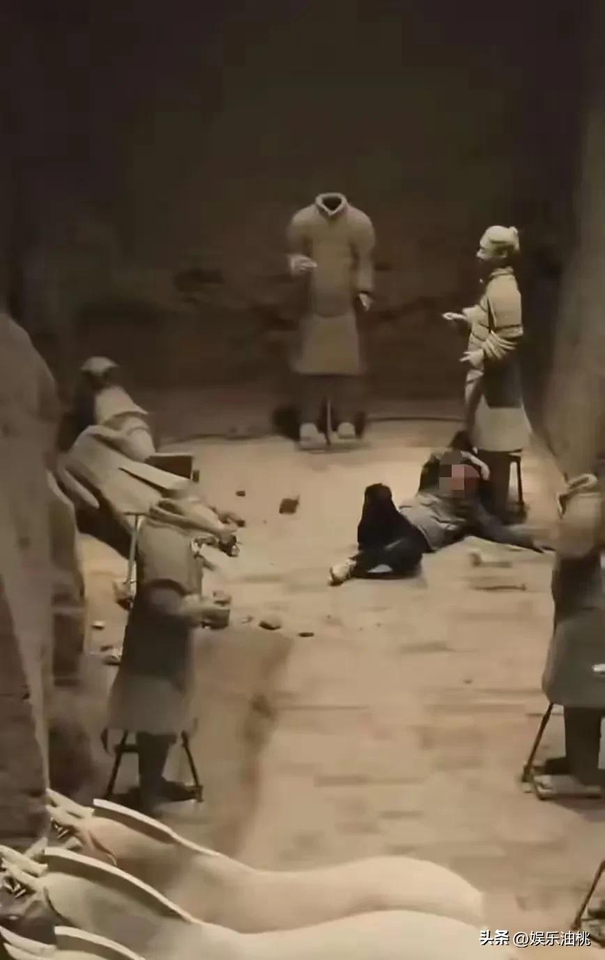 这是和秦始皇有多大仇？造成两尊铠甲武士佣受损，那可是二级文物啊！

5月30日，