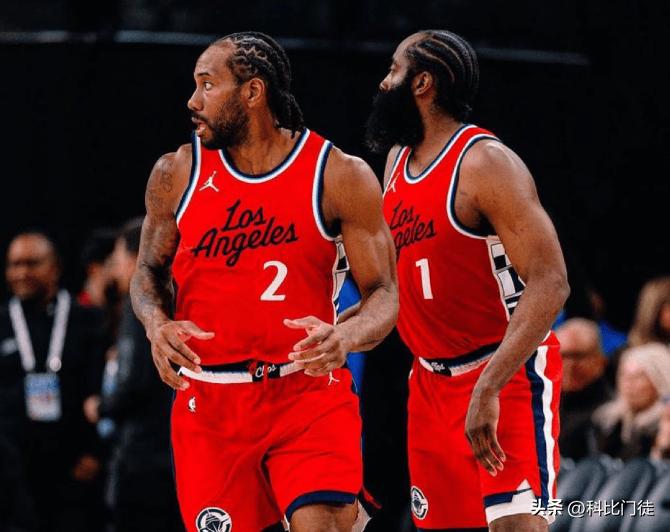 上个赛季有一场打森林狼，卡子一节就把森林狼打成垃圾时间了，还不想收手，结果菠菜强