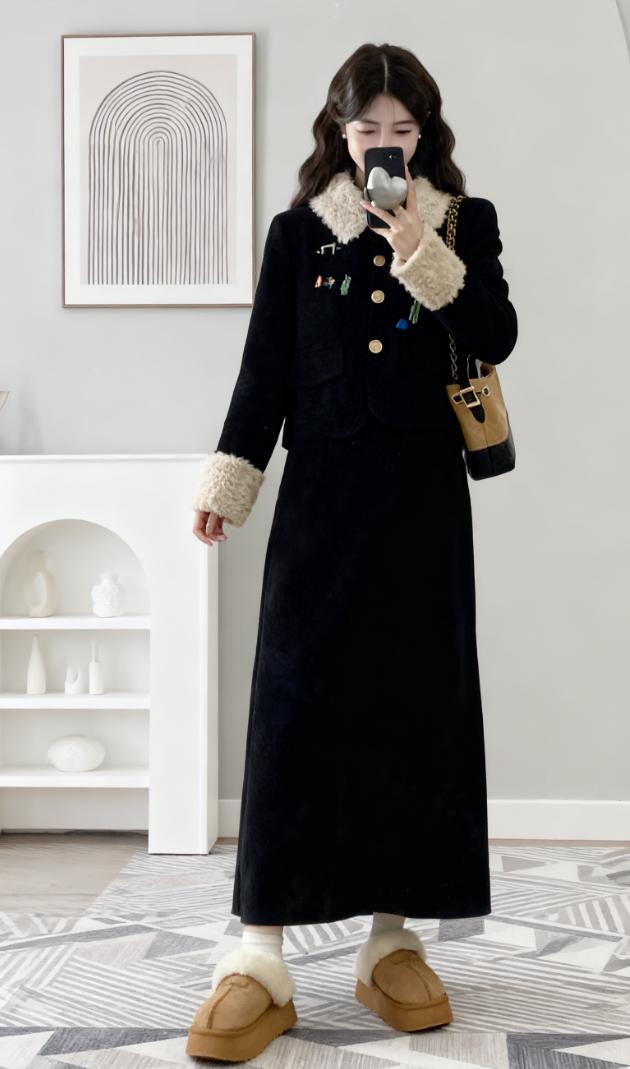 撞色刺绣显瘦两件套