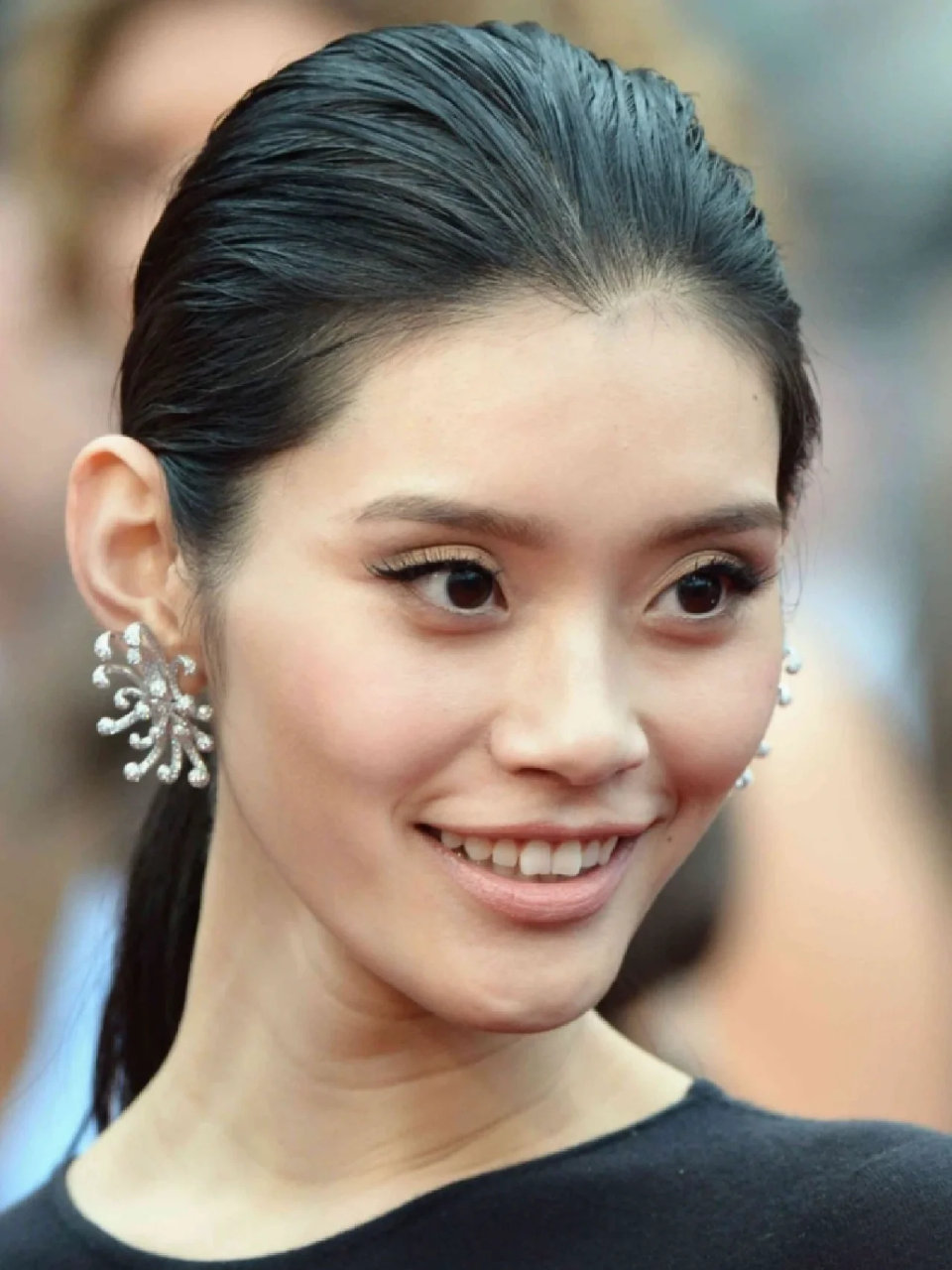 爱人如养花，奚梦瑶也是。 ​​​
