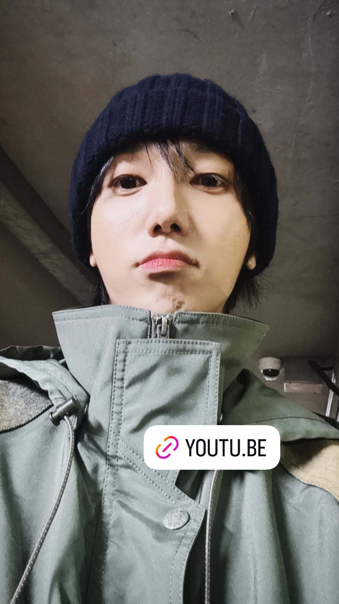 “CB百蓝_。260216金钟云 ins story更新： 