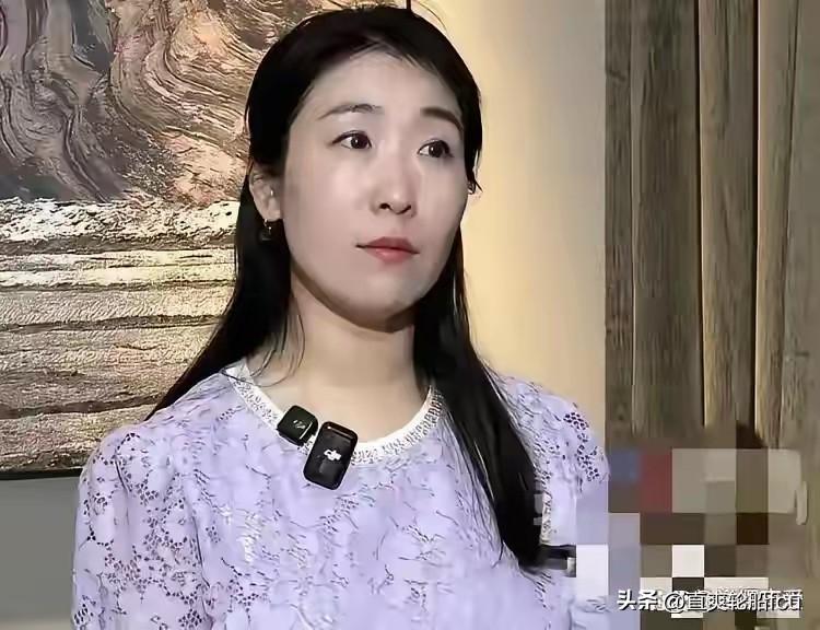 打开手机全是朱女士接受各路媒体的采访，媒体在这些鸡毛蒜皮的事上真是敬业，精神可嘉