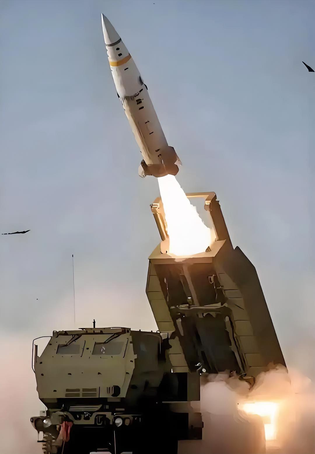 “榛树”分导弹试射成功，欧盟集体失声。

俄罗斯近日试射代号“榛树”的新型导弹，