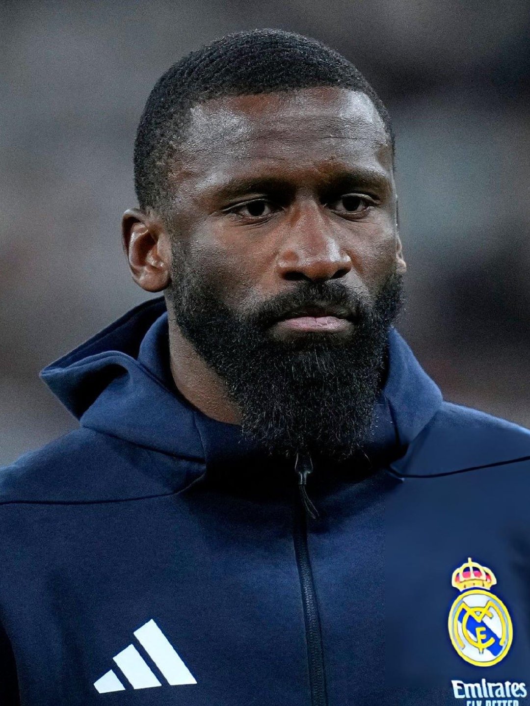 阿斯报：吕迪格的健康状态达到100%。他感觉自己很强壮，信心十足，完全有能力首发