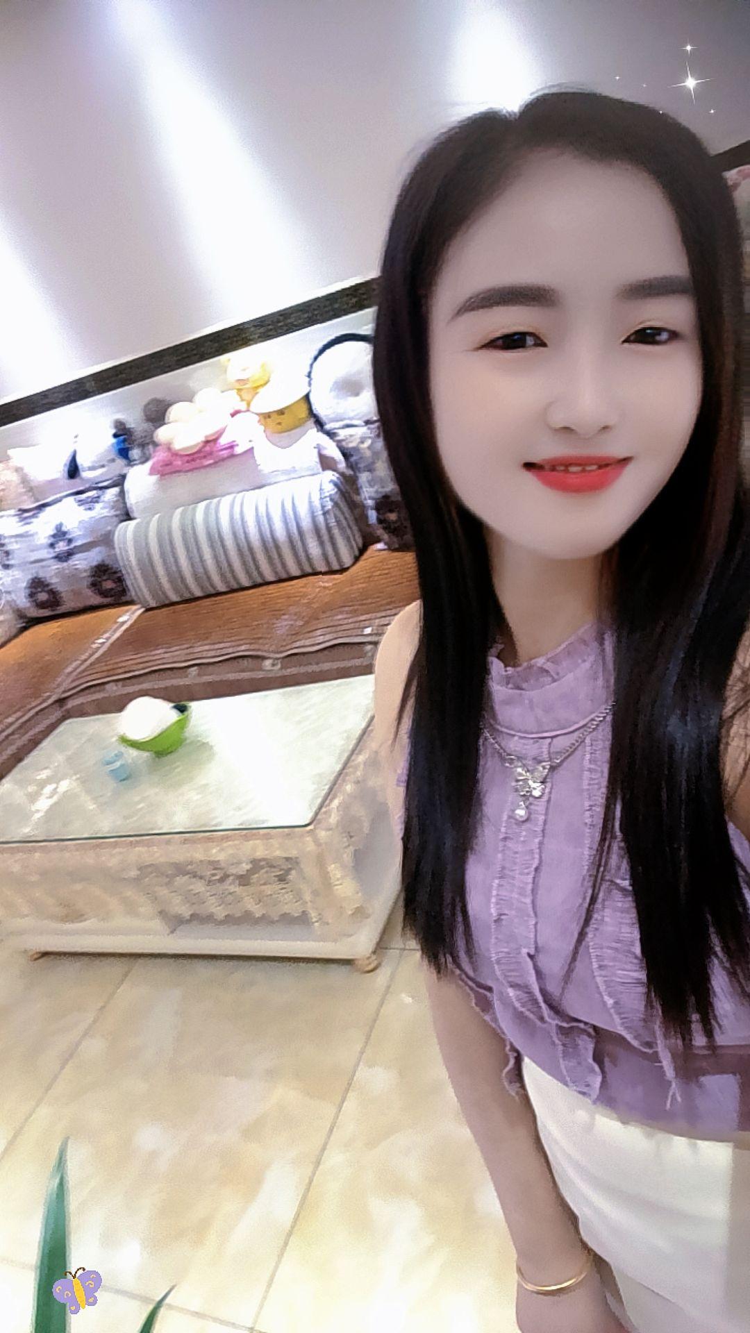 歌还是当年的歌，姐可不是当年的姐呀，岁月不饶人啊，还没来的及认真的年轻就老了