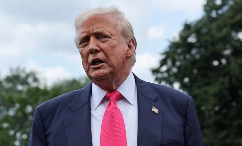 军事冒险逼伊朗屈服！
有限打击藏无限风险，中东全面冲突倒计时。
 
据《华尔街日