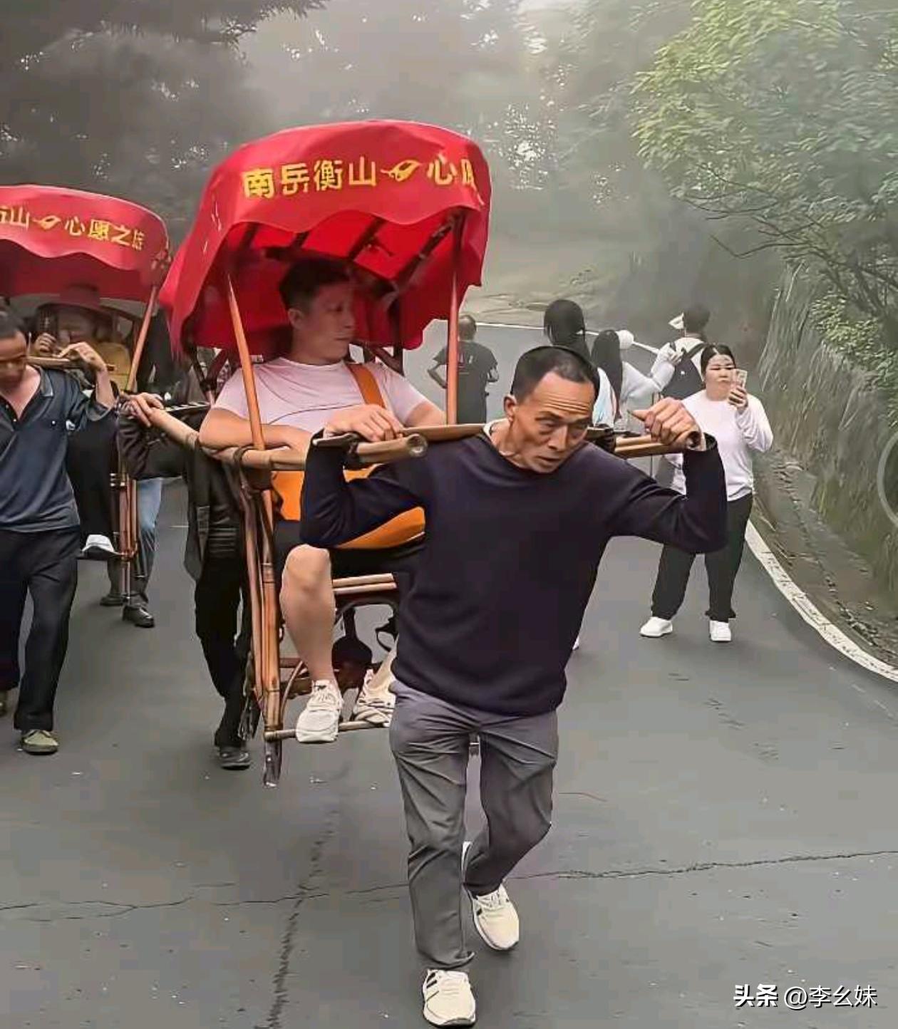这样照顾生意也算各取所需吧