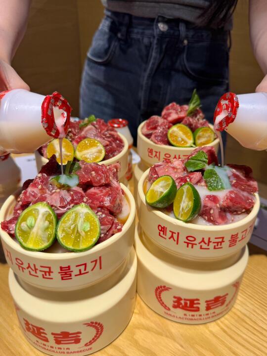 深圳不愧是大城市啊…乳酸菌烤肉都能吃到🥲