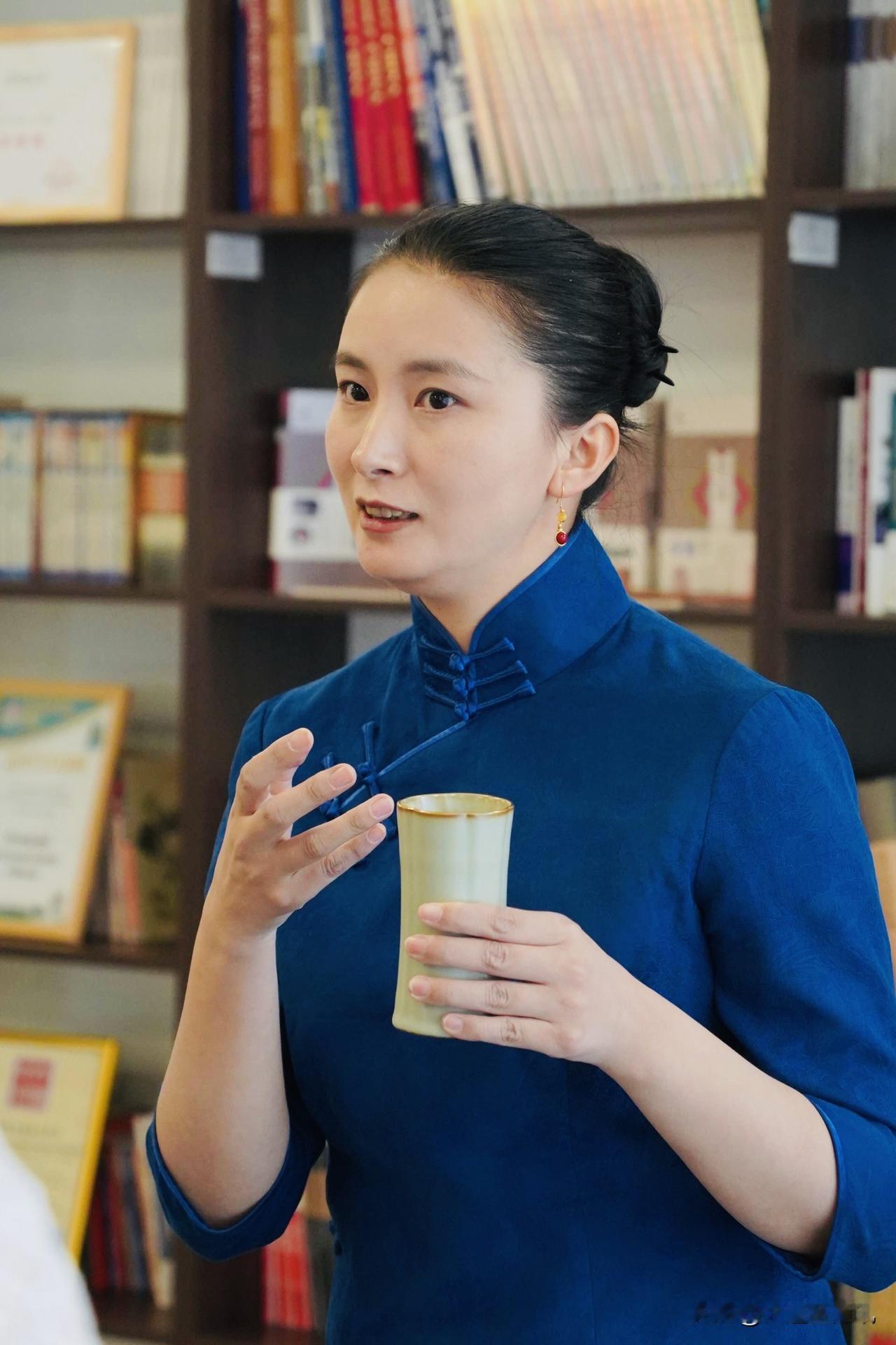 “茶、香、琴、曲”四大中国非遗风靡海外

日前，“茶和天下 曲韵共生”2025中