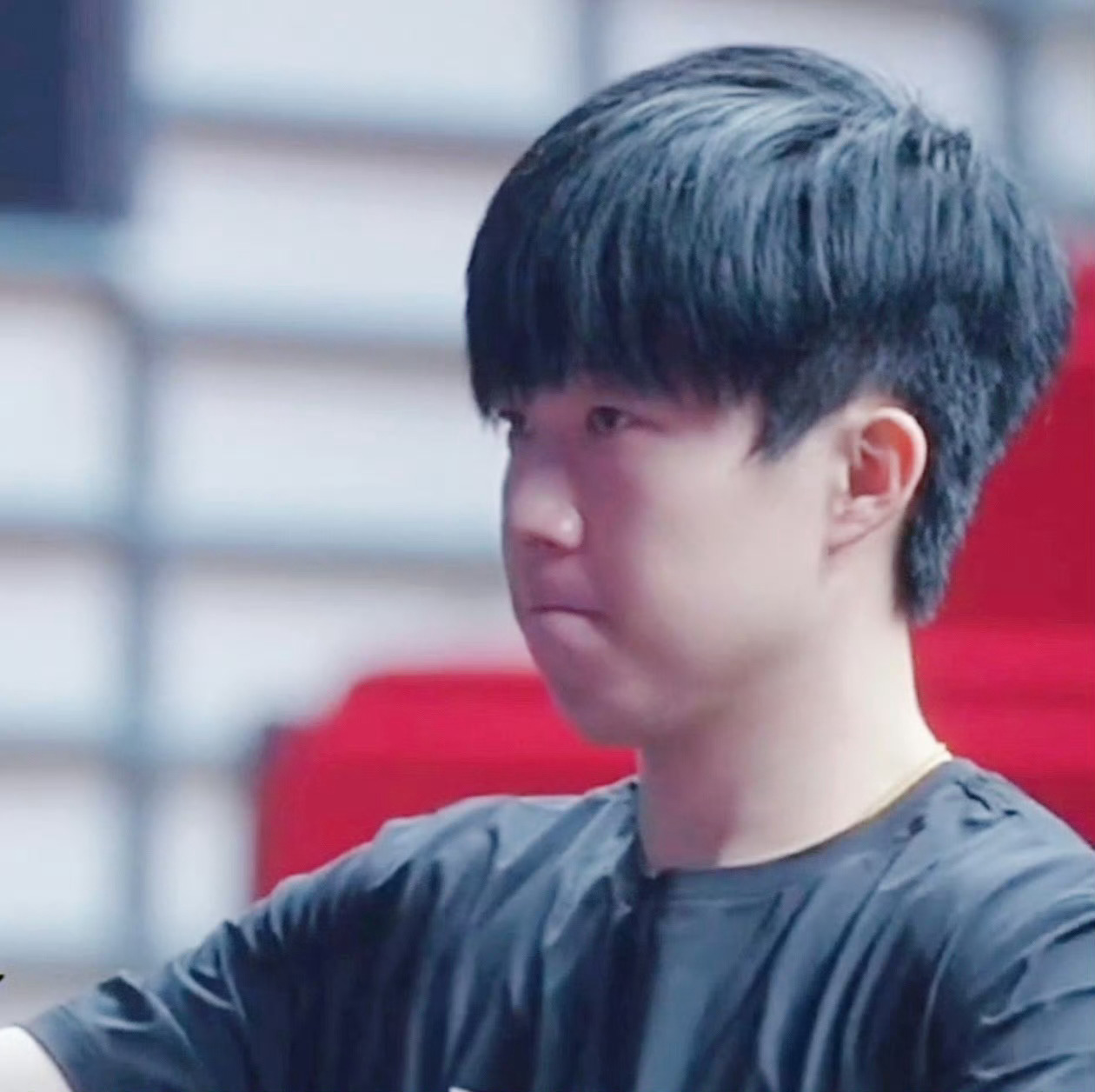 王楚钦赛前训练 爱看现役运动员训练 