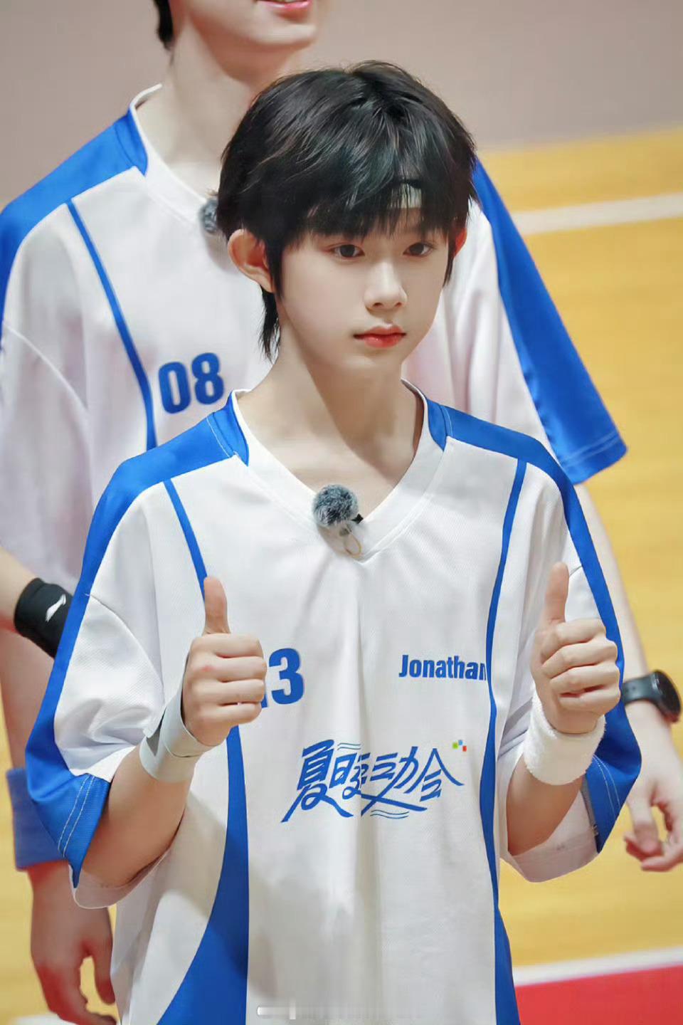 TF家族红队 期待四代全方位第一TOP陈奕恒表现[点赞]参与体验最重要 小哼玩的