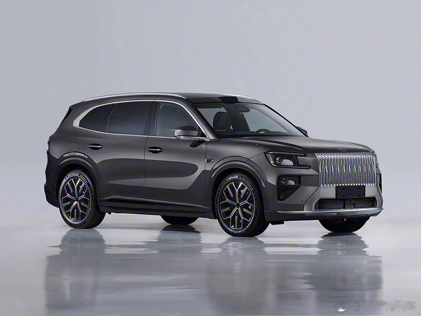 Grok+FSD的中国合体，极氪8X算是给AI汽车打了个样吗？在我看来，舱驾融合