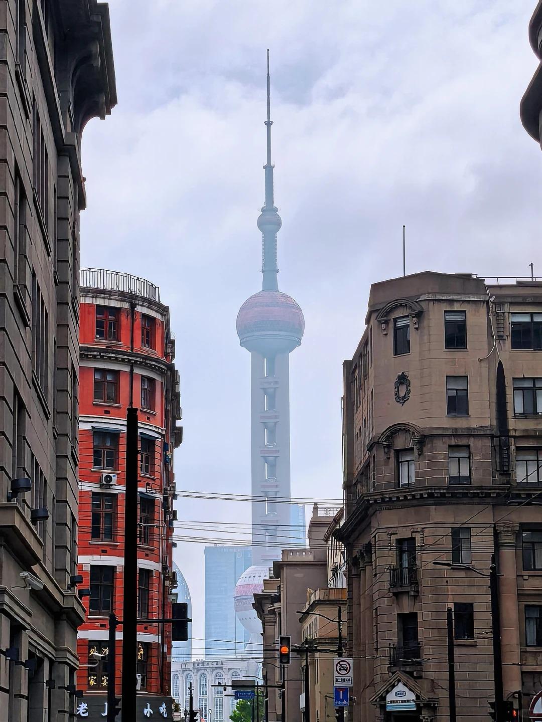 上海有什么好？是三个词：规矩，公平，效率。上海人的契约精神来源于浙江人，脱胎于历