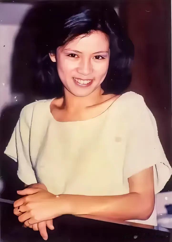 喜欢你笑起来的样子翁美玲 🌼