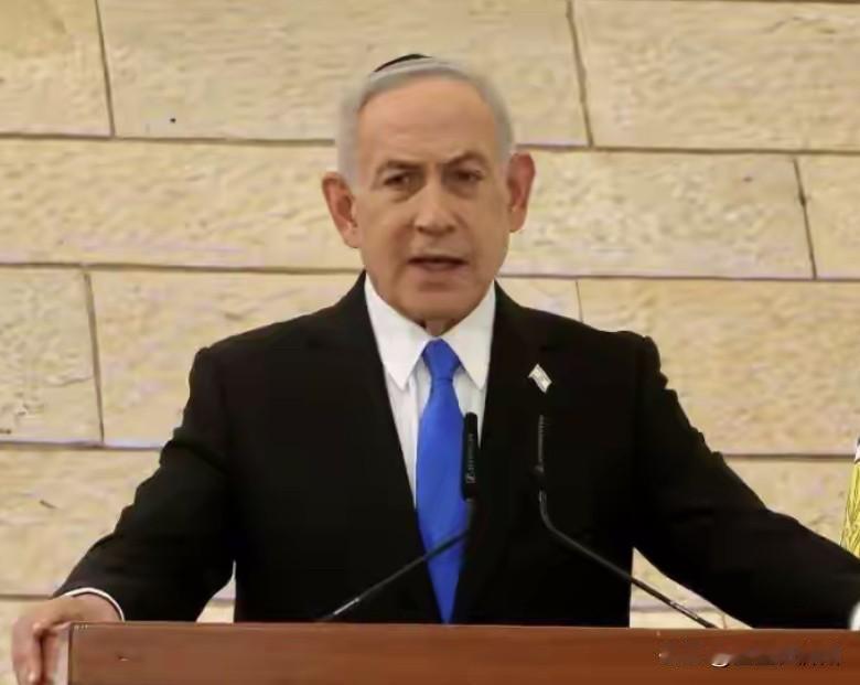 战争刚结束，
内塔尼亚胡就宣布一个重磅消息，
他得癌症了，
而且得的还是……
前