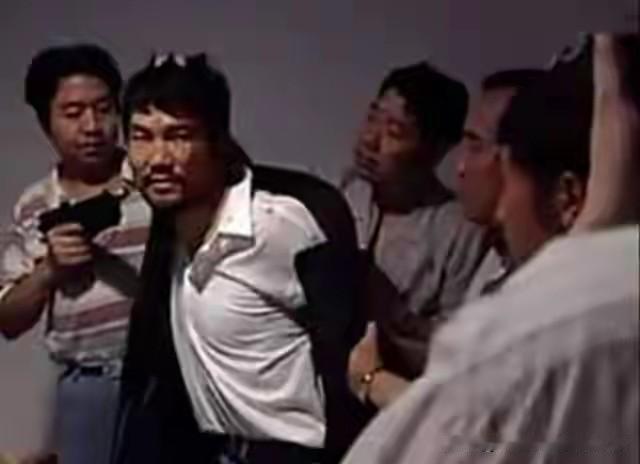 张嘉益拍《西安大案》能收场吗听说陕籍导演张嘉益想重拍以魏振海案为题材的电视剧，结