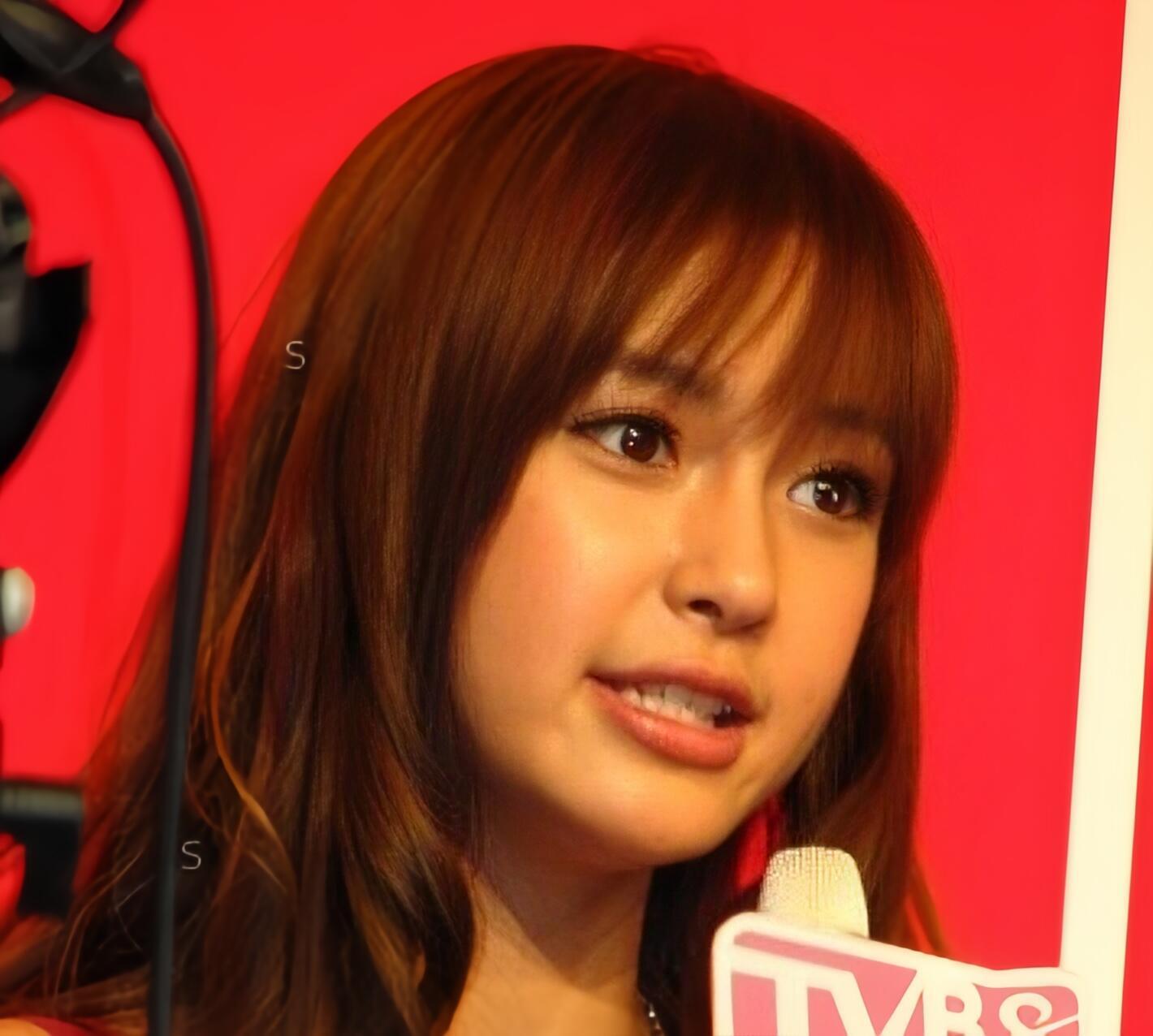 偶遇Angelababy和朋友海岛度假*angelababy 20090513 