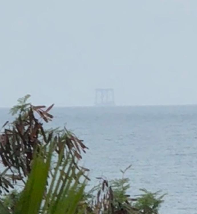 空气真好，搁南海都能看到央视的大裤衩了[狗头]。

嗯，这就叫张网以待，也不知道
