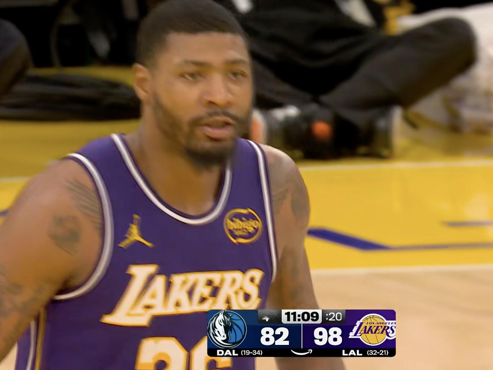 湖人的领先优势，要奔着20分去了独行侠vs湖人