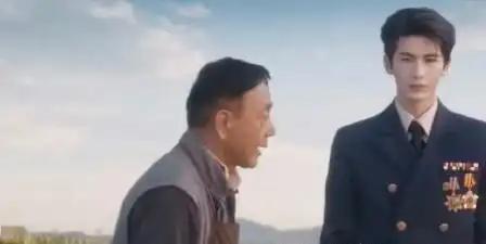 《这一秒过火》口碑崩得有多惨？AI片头抠图飞机被嘲不如舒克贝塔，观众直接弃剧重刷