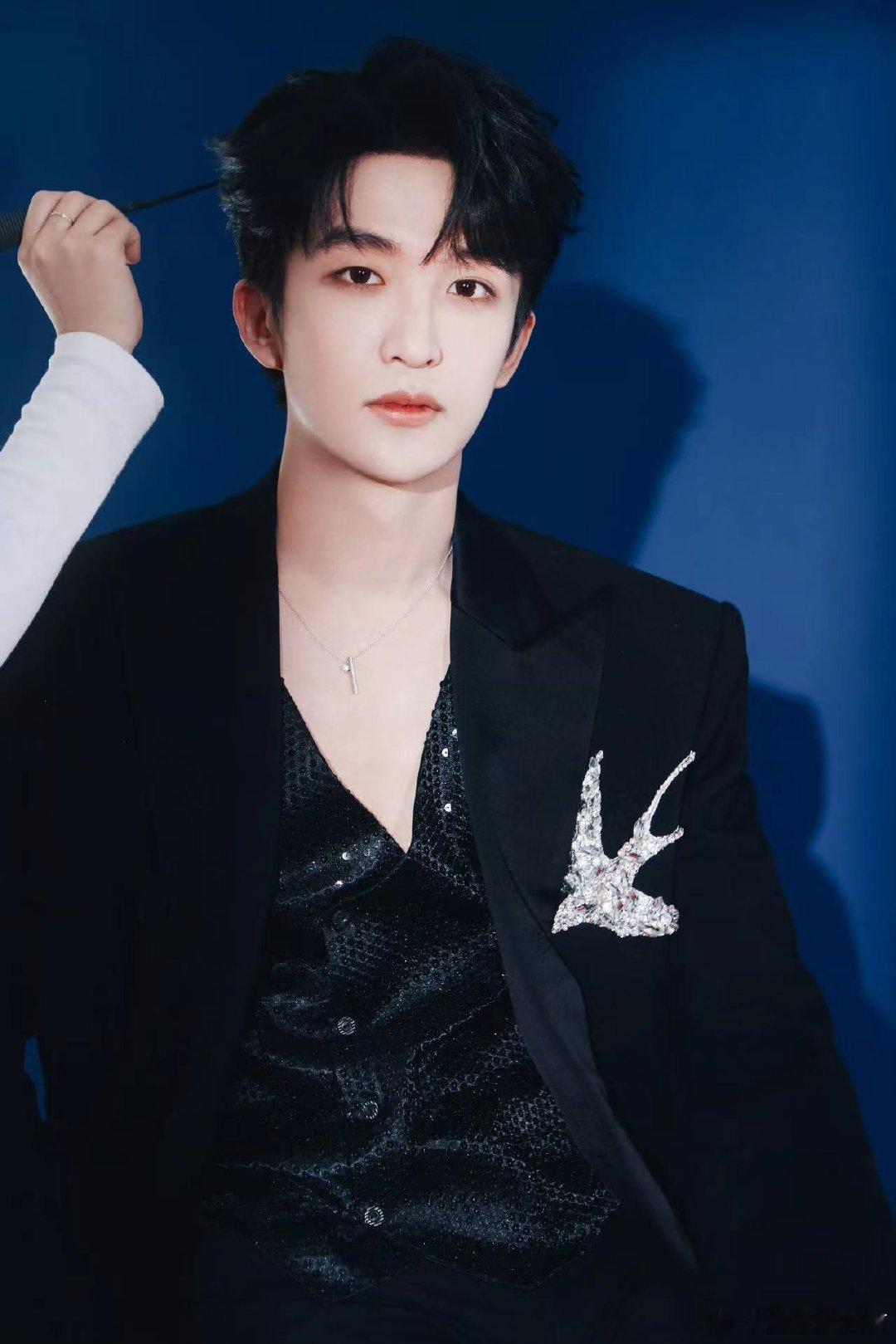 #黄子弘凡梗王#黄子弘凡你这冲浪速度也太快了吧，你就是我心目中名副其实的开心果，