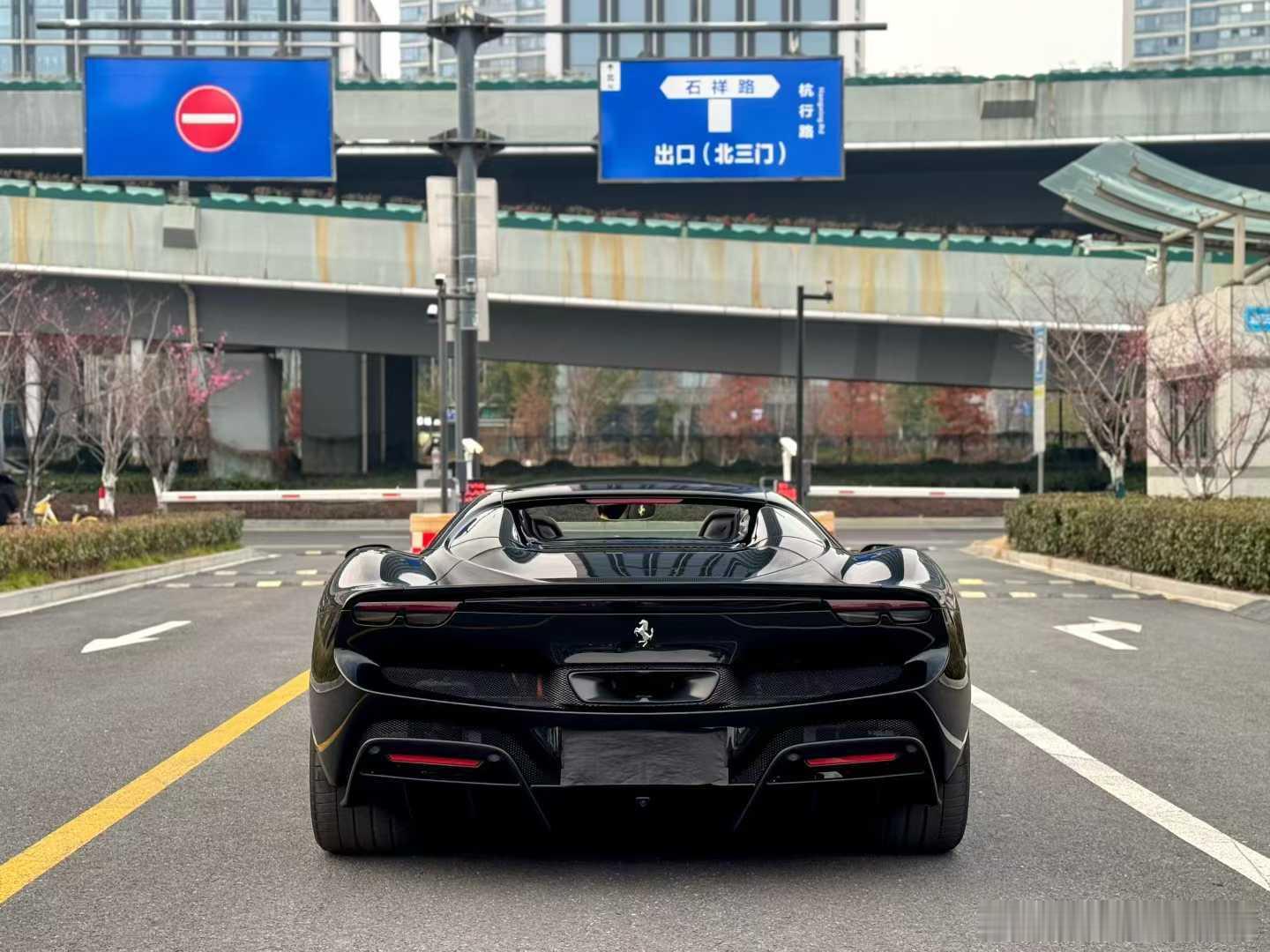 法拉利296GTS 高定版配色黑武士 