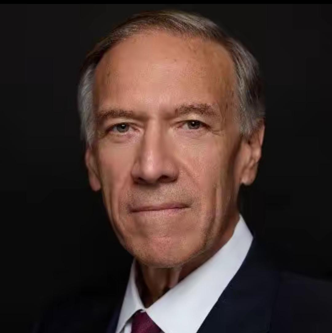 美国前国务卿蓬佩奥北京时间4月7日发文写道：“中国现在正在拿我们军人的生命冒险。