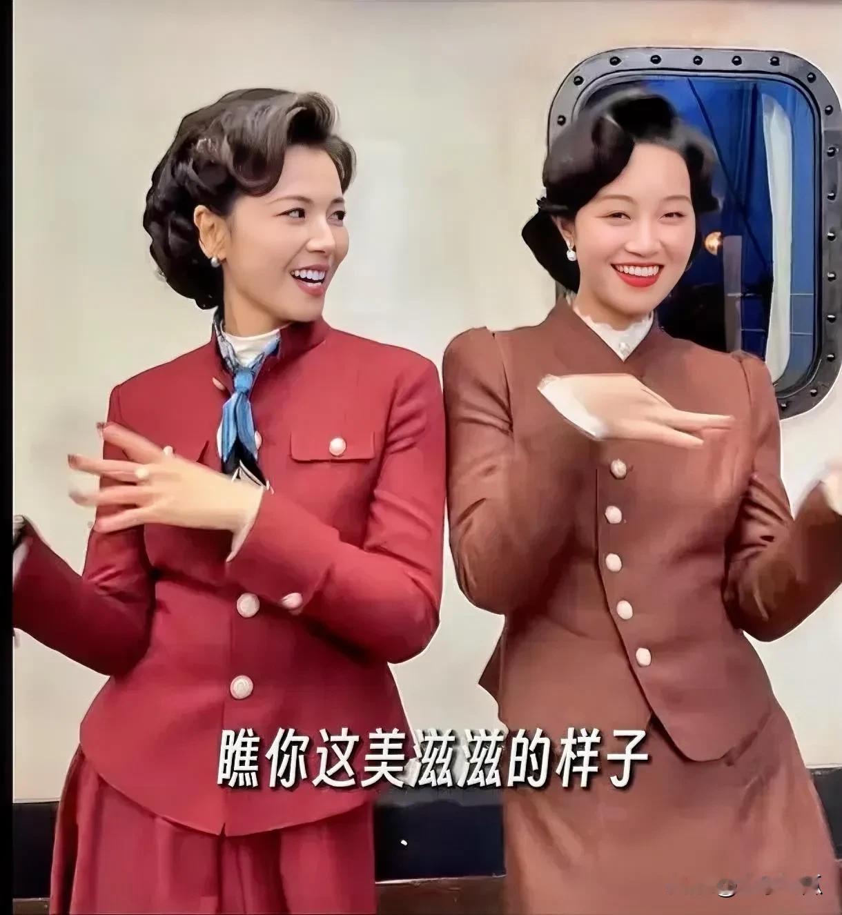 12月27日，蓝盈莹在社交平台上晒出与刘涛同框跳舞的视频，二人扭动身体，笑容灿烂