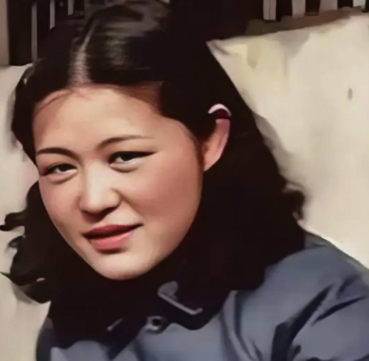 1937年，延安。“你算什么东西！”她竟当面怒斥贺子珍。这位“延安第一美女”，为