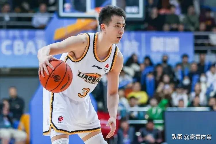 辽宁男篮仅剩四名球员，具有交易价值。
1、赵继伟
球队唯一核心，串联比赛能力堪称