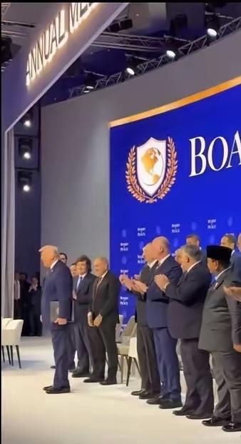 和平委员会签约国名单。

特朗普组的和平委员会，名单一出来就看懵了，大半都是中俄