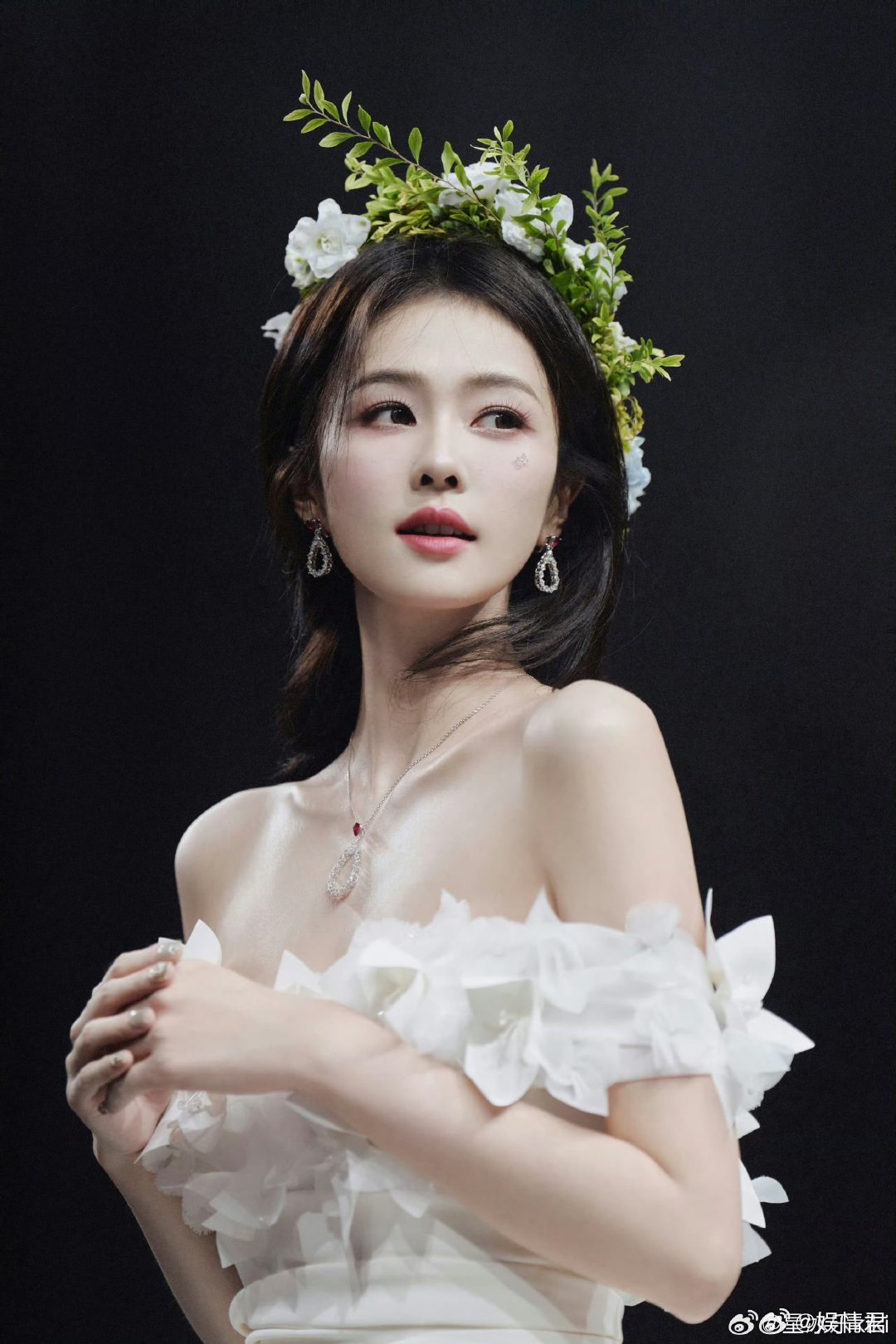 白鹿我是天底下最幸福的女孩 白鹿粉底液 好美丽 