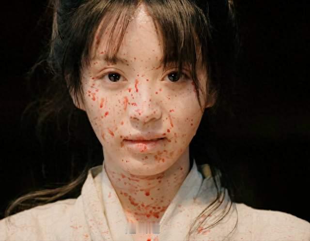 都是央视古装剧，看了《兰香如故》看《嫁金钗》，没对比就没伤害