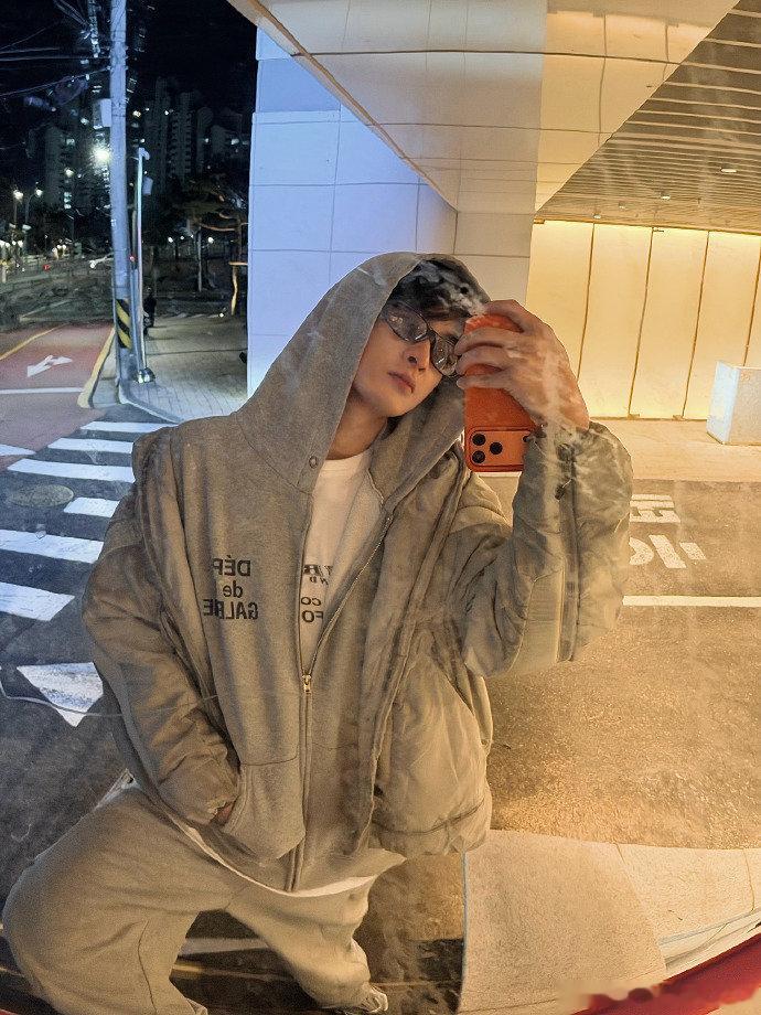 檀健次新年伊始炽热出发檀健次新年伊始炽热出发，檀健次湖南卫视跨年演唱会官宣啦 