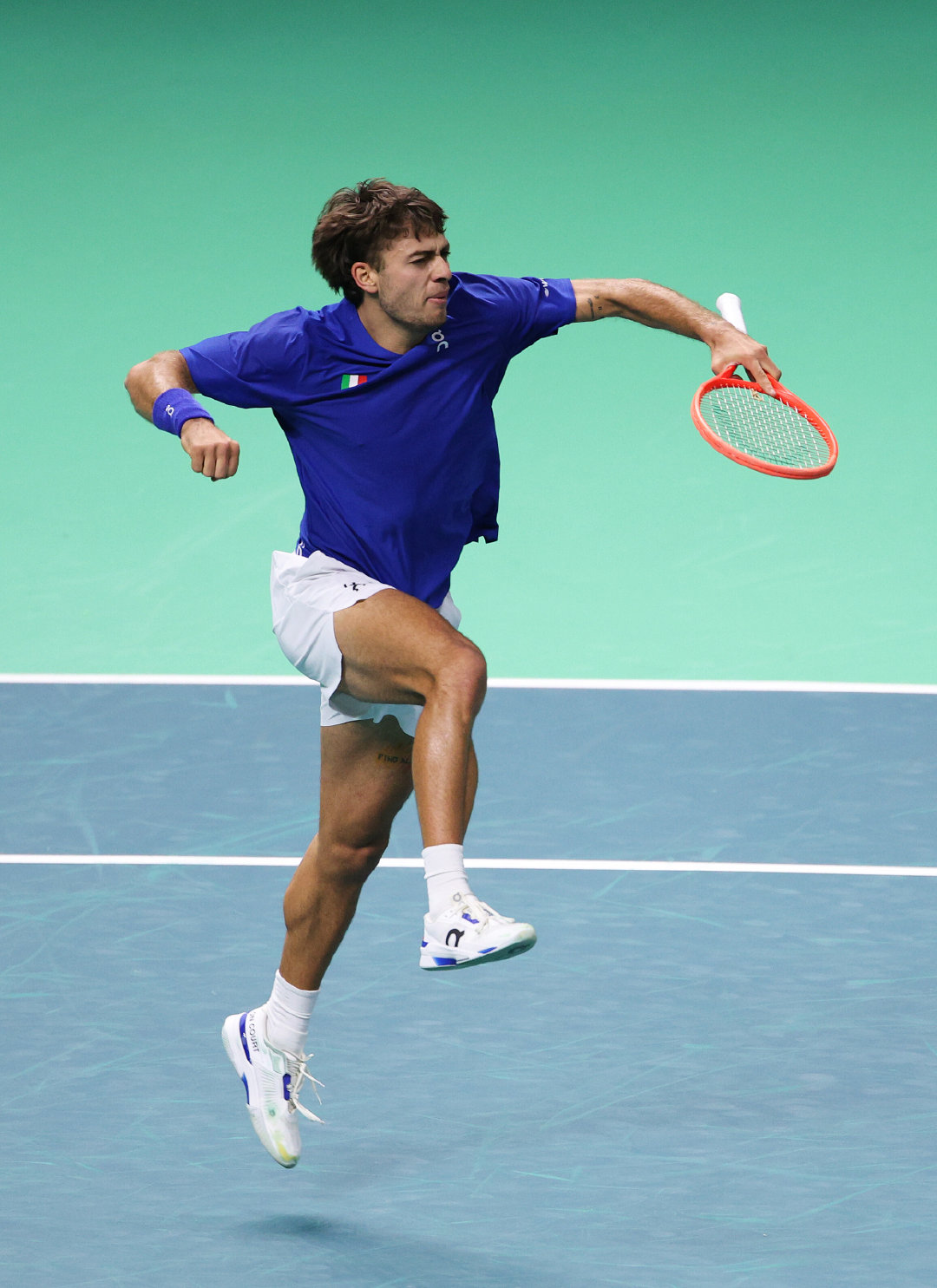 意大利 实现三连冠🏆戴维斯杯决赛圈决赛，贝雷蒂尼直落两盘以6-3 6-4战胜布