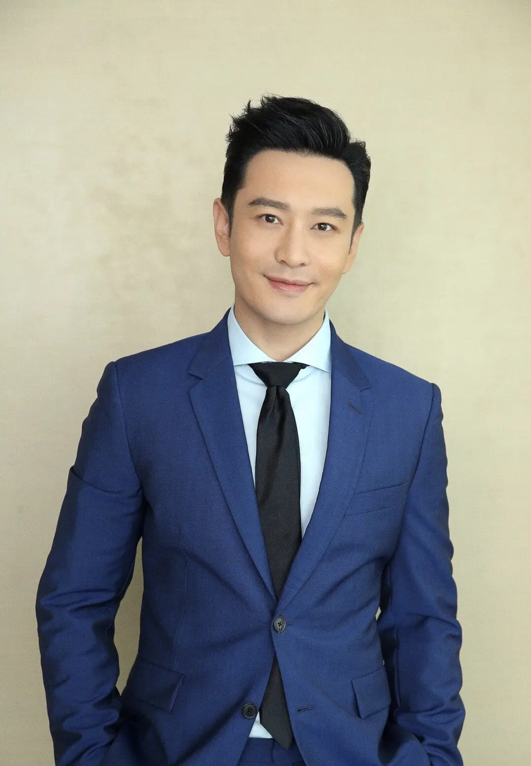 博主造谣黄晓明婚内出轨手写道歉信造谣“黄晓明婚内出轨”的博主终于手写道歉信认错，