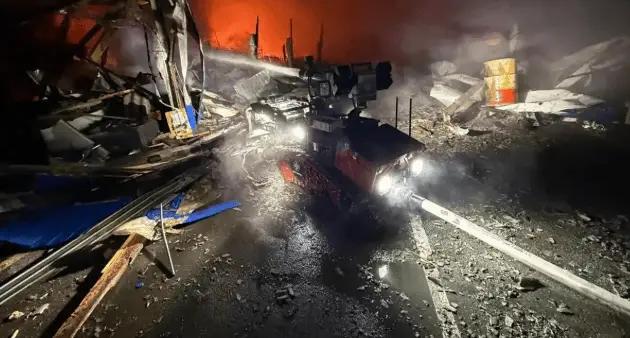 俄军换打法了！近500架无人机一夜砸下袭击乌克兰

俄乌冲突接近五年，战线长期僵